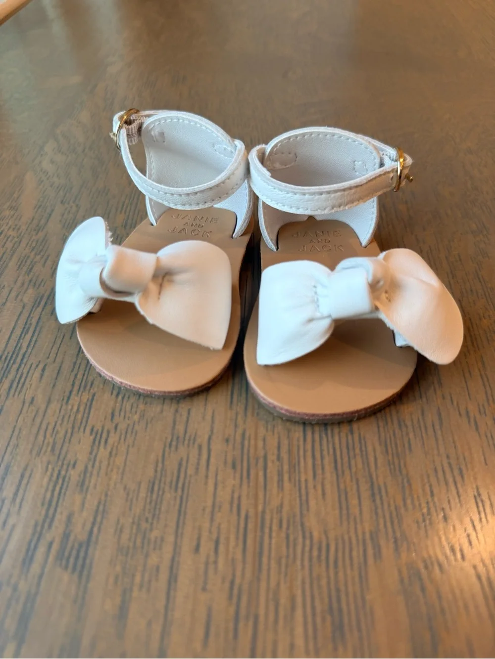 Janie and Jack White Baby Bow Sandals  - size 0-3M